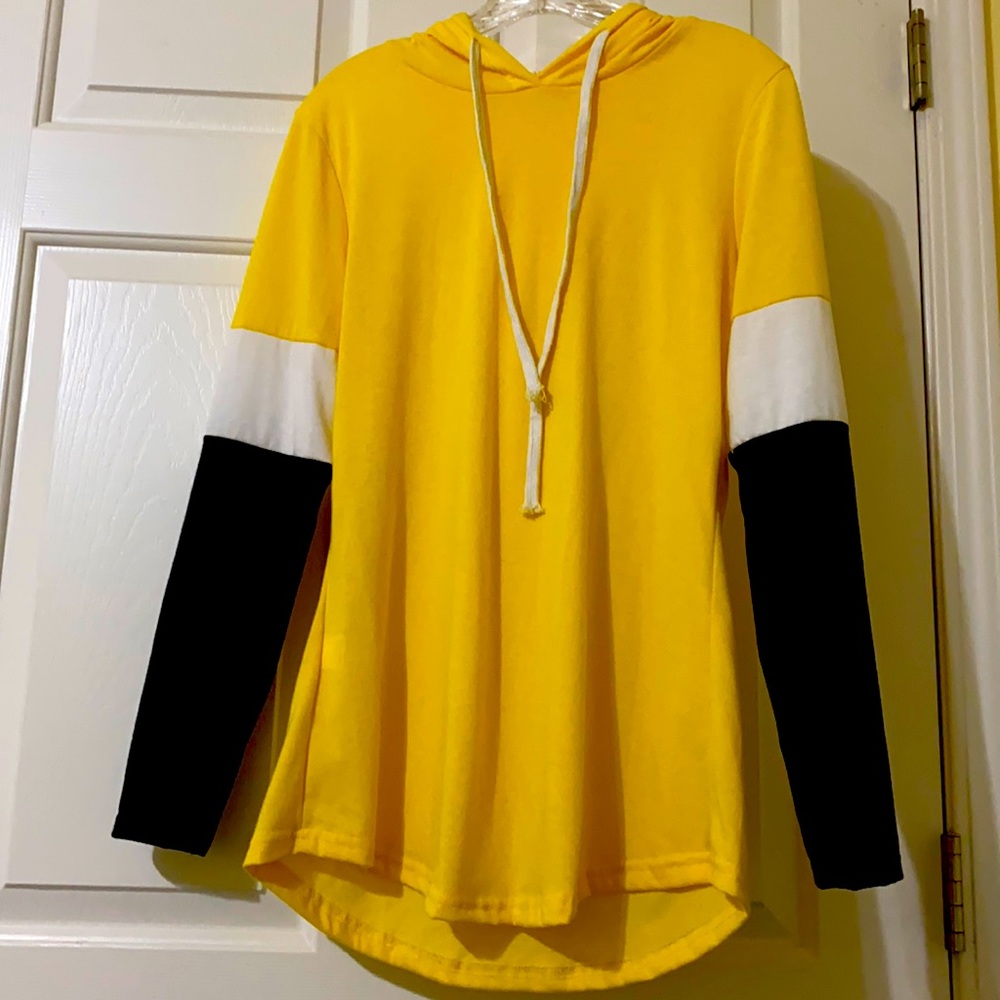 Medium long yellow white and black shirt